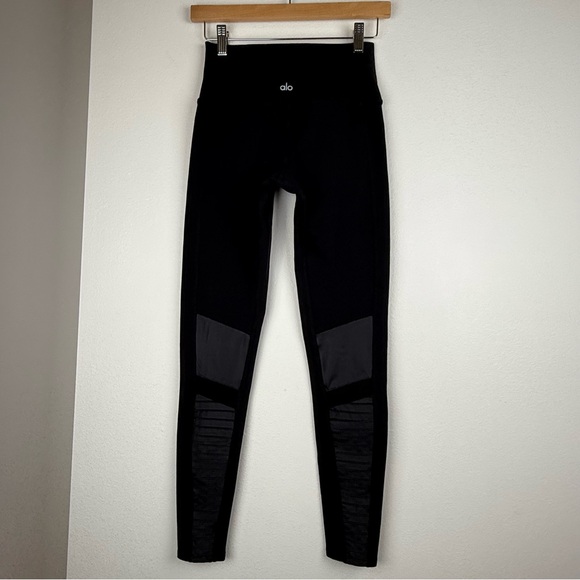 ALO Yoga Black 7/8‎ High-Waist Moto Leggings - Picture 6 of 9